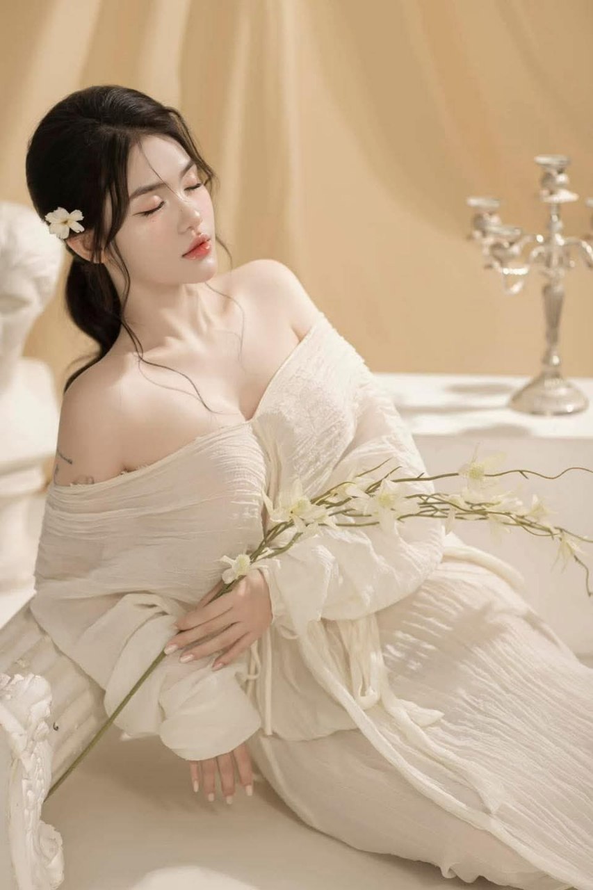 MD0063-Nữ diễn viên siêu nổi tiếng Ngô Mộng Mộng đóng vai chính trong thử thách tình dục đầy đam mê của một người vợ lừa dối một nam diễn viên và quan hệ tình dục với chồng sau lưng cô ấy